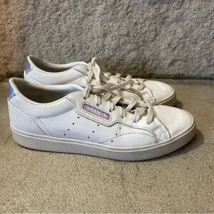 ADIDAS Originals Sleek White Leather Low Lace Up Sneakers Shoes Women Size 6 B-3